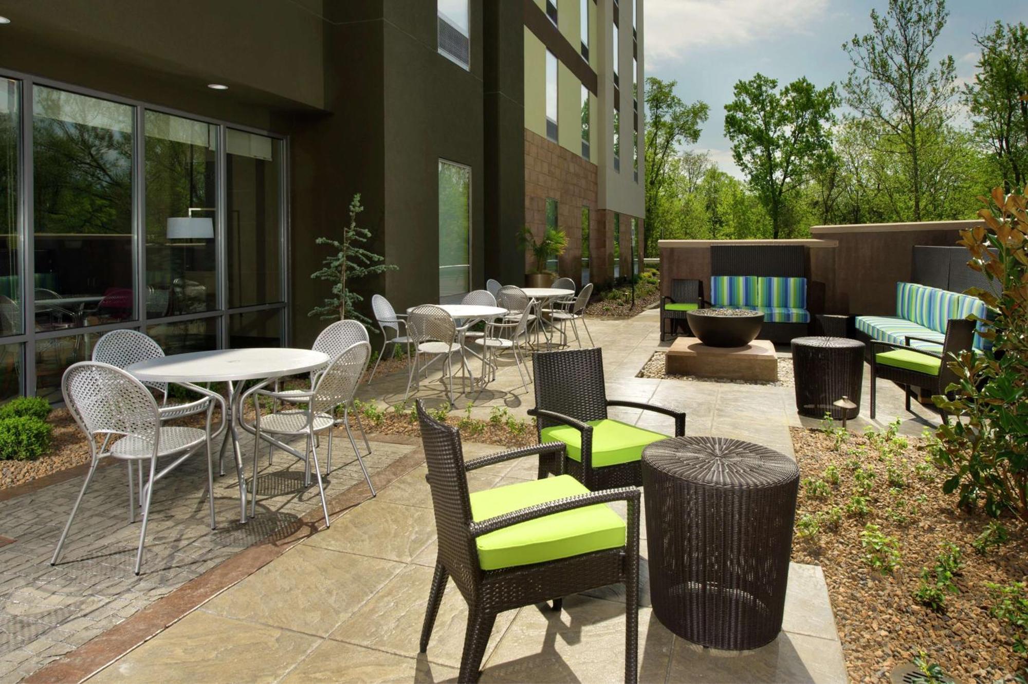 Home2 Suites By Hilton Louisville East Hurstbourne Eksteriør bilde